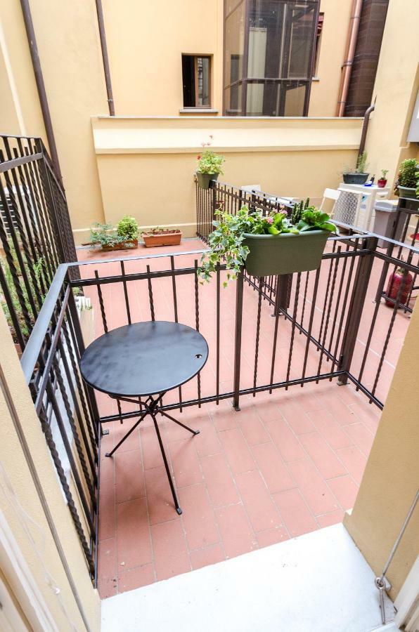 Colonna Home Bologna, Under The Two Towers Bolonha Exterior foto